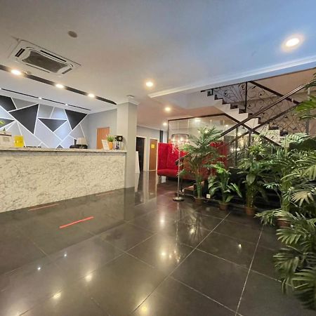 Rae Hotel Bukit Bintang Куала Лумпур Екстериор снимка